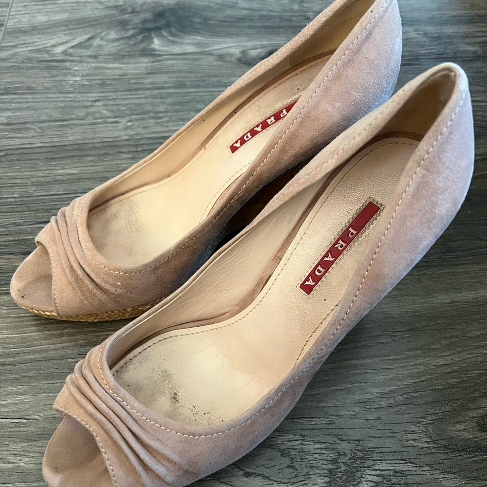 Prada Women's cream  Peep Toe Shoes